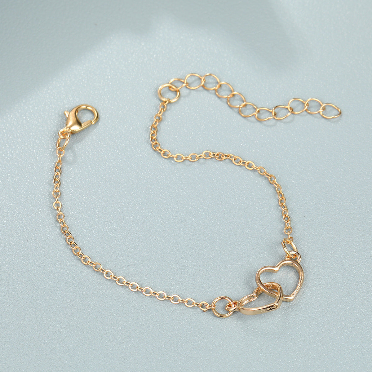 Women's Fashion Alloy Heart Shaped Bracelet