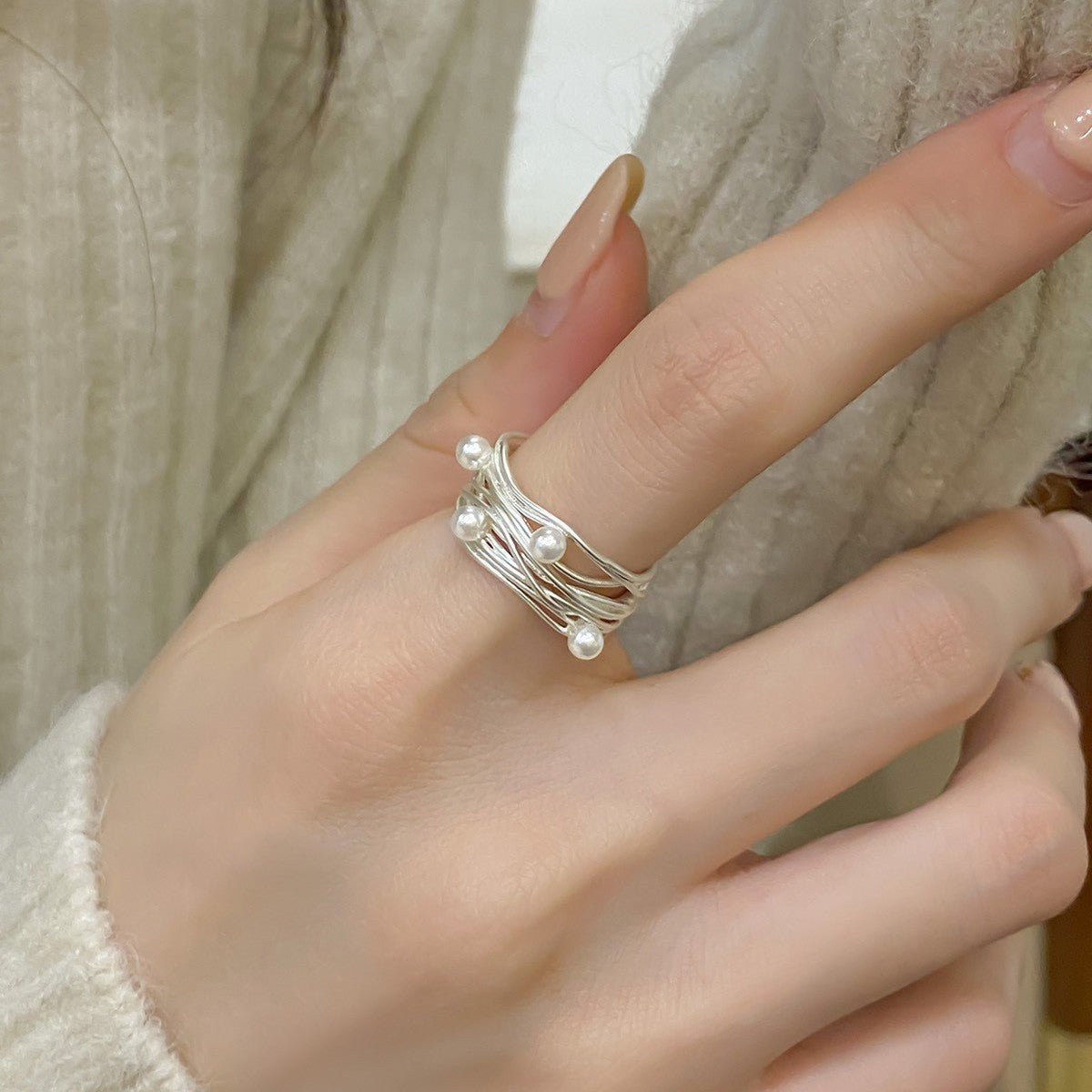 Irregular Line Feeling Multi-layer Open-end Pearl Ring Women